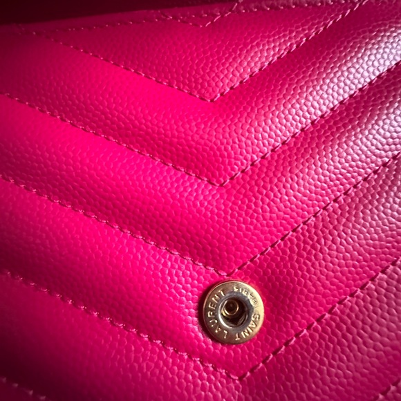 SAINT LAURENT PINK GRAIN DE POUDRE MATELASSE CHEVRON MONOGRAM FLAP WALLET - Picture 16 of 16